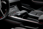 Audi Q8 50 e-tron quattro e-tron S line con Cuero Valcona (prensa) Todo terreno Interior Palanca de Cambios 5 puertas