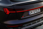 Audi Q8 Sportback 55 e-tron quattro Sportback e-tron S line Todo terreno Marr&oacute;n Madeira Metalizado Exterior Pilotos 5 puertas