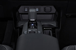Toyota Prius Gama Prius Plug-in Hybrid Gama Prius Plug-in Hybrid Turismo Interior Consola Central 5 puertas
