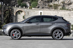 Alfa Romeo Tonale Plug-In Hybrid Q4 Edici&oacute;n Especial Plug-in Hybrid Todo terreno Gris Vesuvio Exterior Lateral 5 puertas
