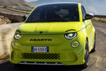 Abarth 500 Scorpionissima 500e Scorpionissima Turismo Exterior Frontal-Lateral 3 puertas