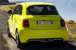 Abarth 500 Scorpionissima 500e Scorpionissima Turismo Exterior Lateral-Posterior 3 puertas