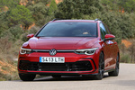 Volkswagen Golf Variant 1.5 eTSI 110 kW (150 CV) DSG 7 vel. Variant R-Line Turismo familiar Rojo Intenso Metalizado Exterior Frontal-Lateral 5 puertas