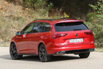 Volkswagen Golf Variant 1.5 eTSI 110 kW (150 CV) DSG 7 vel. Variant R-Line Turismo familiar Rojo Intenso Metalizado Exterior Lateral-Posterior 5 puertas