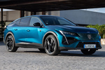 Peugeot 408 Plug-In Hybrid e-EAT8 GT Plug-In Hybrid Turismo Bleu Obsession Exterior Lateral-Frontal 5 puertas