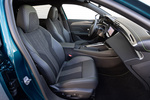 Peugeot 408 Plug-In Hybrid e-EAT8 GT Plug-In Hybrid Turismo Interior Asientos 5 puertas