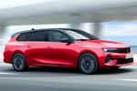 Opel Astra Electric 115 kW (156 CV) 54 kWh Sports Tourer GS Electric Sports Tourer Turismo familiar Kardio Red Exterior Lateral-Frontal 5 puertas
