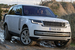 Land Rover Range Rover P440e SWB PHEV HSE SWB PHEV (sesi&oacute;n off-road) Todo terreno Fuji White Exterior Lateral-Frontal 5 puertas