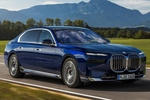 BMW Serie 7 740d xDrive 740d xDrive Turismo Tanzanite Blue Metalizado Exterior Lateral-Frontal 4 puertas
