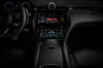 Maserati GranTurismo Trofeo Trofeo Coup&eacute; Interior Consola Central 2 puertas