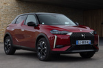 DS 3 E-TENSE Opera Noir Todo terreno Rouge Diva Exterior Lateral-Frontal 5 puertas