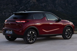 DS 3 E-TENSE Opera Noir Todo terreno Rouge Diva Exterior Posterior-Lateral 5 puertas