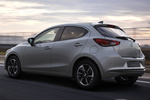 Mazda Mazda2 e-SKYACTIV G 1.5 66 kW (90 CV) M Hybrid Homura Aka Turismo Aero Grey Exterior Lateral-Posterior 5 puertas