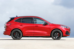Ford Kuga 2.5 Duratec PHEV PHEV ST Line X con Black Package Todo terreno Rojo Lucid Exterior Lateral 5 puertas