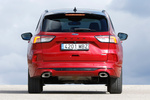 Ford Kuga 2.5 Duratec PHEV PHEV ST Line X con Black Package Todo terreno Rojo Lucid Exterior Posterior 5 puertas