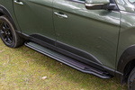 SsangYong Musso D22 DTR 4x4 Aut. Limited Pick up Amazonia Green Exterior Detalle 4 puertas