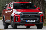 SsangYong Musso D22 DTR 4x4 Aut. Limited Pick up Indian Red Exterior Lateral-Frontal 4 puertas