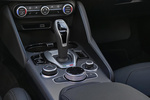 Alfa Romeo Giulia Gama Giulia Veloce Turismo Interior Palanca de Cambios 4 puertas