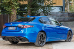 Alfa Romeo Giulia Competizione Competizione Turismo Azul Misano Exterior Posterior-Lateral 4 puertas