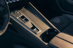 Peugeot 508 Plug-in Hybrid e-EAT8 GT Plug-in Hybrid Turismo Interior Consola Central 5 puertas