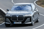 BMW i7 i7 xDrive60 Paquete M Sport Turismo M Brooklyn Grey Metallic Exterior Frontal-Lateral 4 puertas