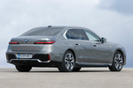 BMW i7 i7 xDrive60 Paquete M Sport Turismo M Brooklyn Grey Metallic Exterior Posterior-Lateral 4 puertas