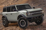 Ford Bronco 2.7 EcoBoost V6 335cv Auto 4x4 inteligente Badlands Todo terreno Gris Cactus Exterior Lateral-Frontal 5 puertas