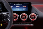 Mercedes-Benz GLA 35 4MATIC 35 4MATIC Todo terreno Interior Pantalla del sistema multimedia 5 puertas