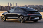 Hyundai IONIQ 6 168 kW (228 CV) 77 kWh RWD Star (con llantas de 20") Turismo Abyss Black Exterior Lateral-Posterior 4 puertas