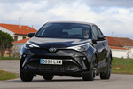 Toyota C-HR 180H GR-Sport Todo terreno Negro Azabache Exterior Frontal-Lateral 5 puertas