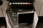 Peugeot 408 PureTech 130 EAT8 GT Turismo Interior Consola Central 5 puertas