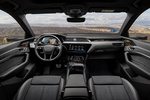 Audi Q8 55 e-tron quattro e-tron S line  Todo terreno Interior Salpicadero 5 puertas