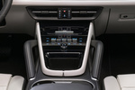 Porsche Cayenne Gama Cayenne Gama Cayenne con Interior de cuero Negro / Cray&oacute;n Todo terreno Interior Consola Central 5 puertas