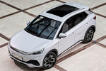 BYD Atto 3 Gama ATTO 3 Design Todo terreno Skiing White Exterior Cenital-Frontal-Lateral 5 puertas