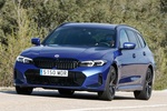 BMW Serie 3 330e xDrive Touring Paquete M Sport Pro Touring Turismo familiar M Portimao Blue Metallic Exterior Frontal-Lateral 4 puertas