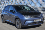BYD Dolphin Gama Dolphin Design Turismo Atlantis Grey Exterior Lateral-Frontal 5 puertas