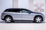 Mercedes-Benz EQS Maybach EQS SUV Maybach EQS SUV Todo terreno Hight-Tech Silver / Nautical Blue Exterior Lateral 5 puertas