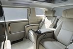 Lexus LM 500h Luxury Light Beige 4 plazas Monovolumen Interior Asientos 5 puertas
