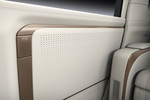 Lexus LM 500h Luxury Light Beige 4 plazas Monovolumen Interior Altavoz 5 puertas