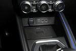 Renault Clio E-Tech full hybrid 145 esprit Alpine Turismo Interior Consola Central 5 puertas