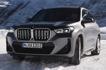 BMW iX1 xDrive30 Paquete M Sport Todo terreno BMW Individual Frozen Pure Grey Metalizado Exterior Frontal-Lateral 5 puertas