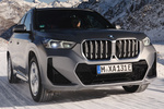 BMW iX1 xDrive30 Paquete M Sport Todo terreno BMW Individual Frozen Pure Grey Metalizado Exterior Lateral-Frontal 5 puertas