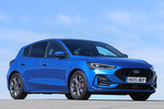 Ford Focus 1.0 EcoBoost MHEV 92 kW (125 CV) ST-Line X Turismo Azul Desert Exterior Lateral-Frontal 5 puertas