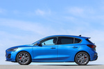 Ford Focus 1.0 EcoBoost MHEV 92 kW (125 CV) ST-Line X Turismo Azul Desert Exterior Lateral 5 puertas