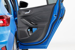 Ford Focus 1.0 EcoBoost MHEV 92 kW (125 CV) ST-Line X Turismo Interior Puerta 5 puertas