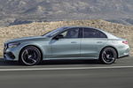 Mercedes-Benz Clase E Gama Clase E AMG Line Turismo Verde Silver Exterior Lateral 4 puertas