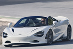McLaren Super Series 750S Spider 750S Spider Descapotable Ice White Exterior Frontal-Lateral 2 puertas
