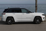 Jeep Grand Cherokee 4xe Summit Reserve Todo terreno Blanco Brillante con Techo Negro Exterior Lateral 5 puertas