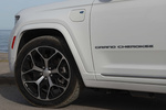 Jeep Grand Cherokee 4xe Summit Reserve Todo terreno Blanco Brillante con Techo Negro Exterior Llanta 5 puertas