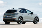 DS 7 E-TENSE 4x4 360 Performance Line+ Todo terreno Lacquered Grey Exterior Posterior-Lateral 5 puertas
